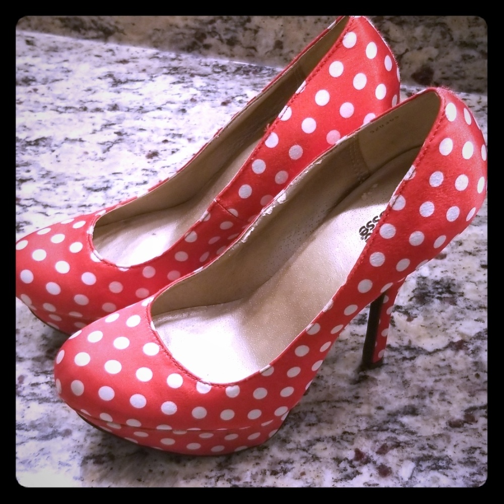 Red Pocka Dot Heels